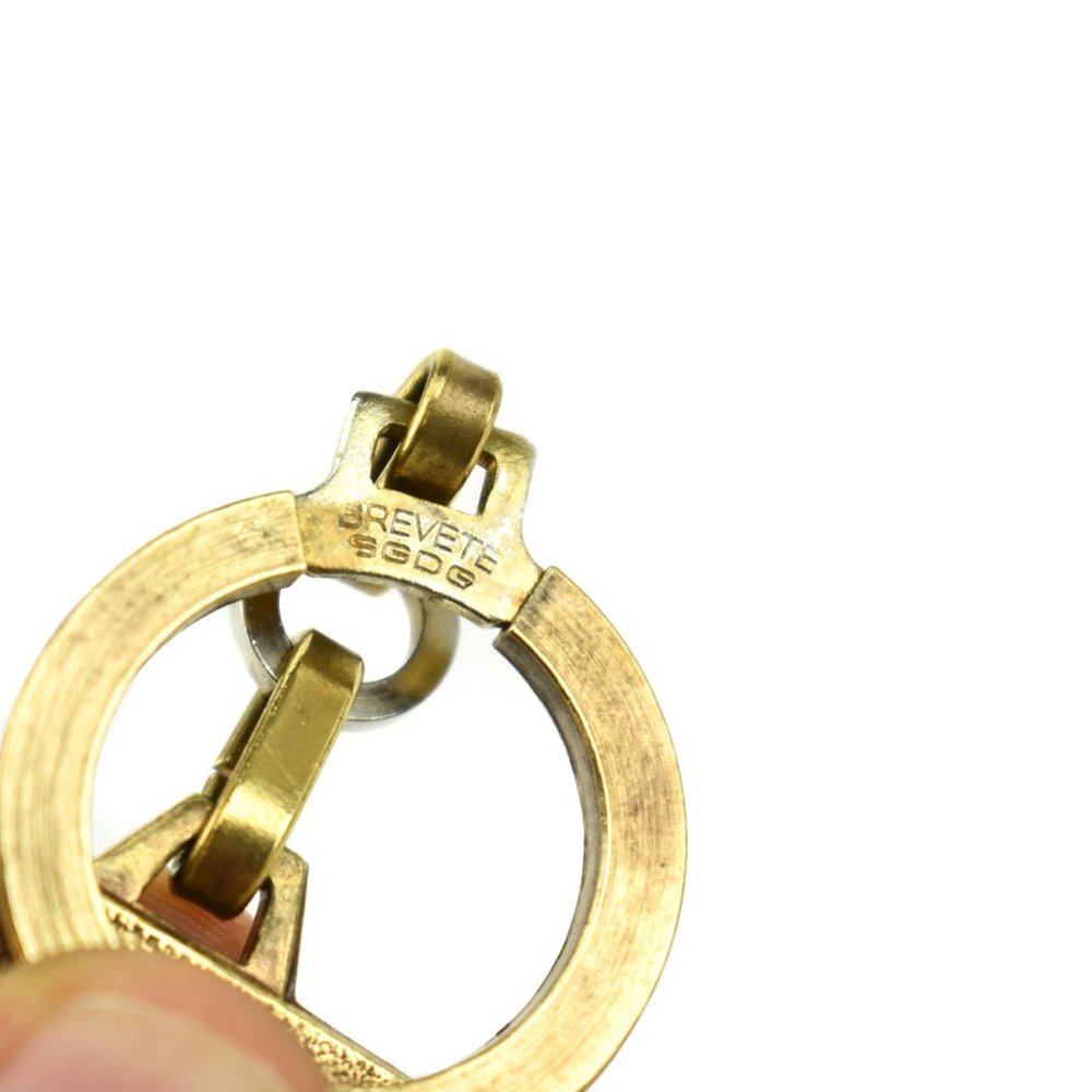 LOUIS VUITTON "Malletier Depuis LV" Logo Key Chain - Picture 7 of 9